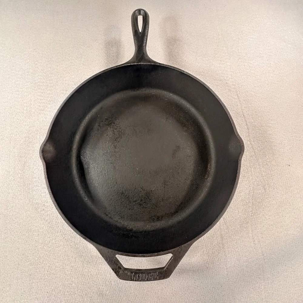 Lodge 12 Inch Cast Iron Skillet with Helper Handle 10SK Made in USA Black